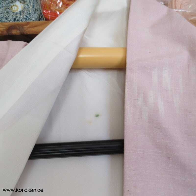 japanischer zartrosa Sakura Kasuri Nebel Tsumugi Seiden Kimono