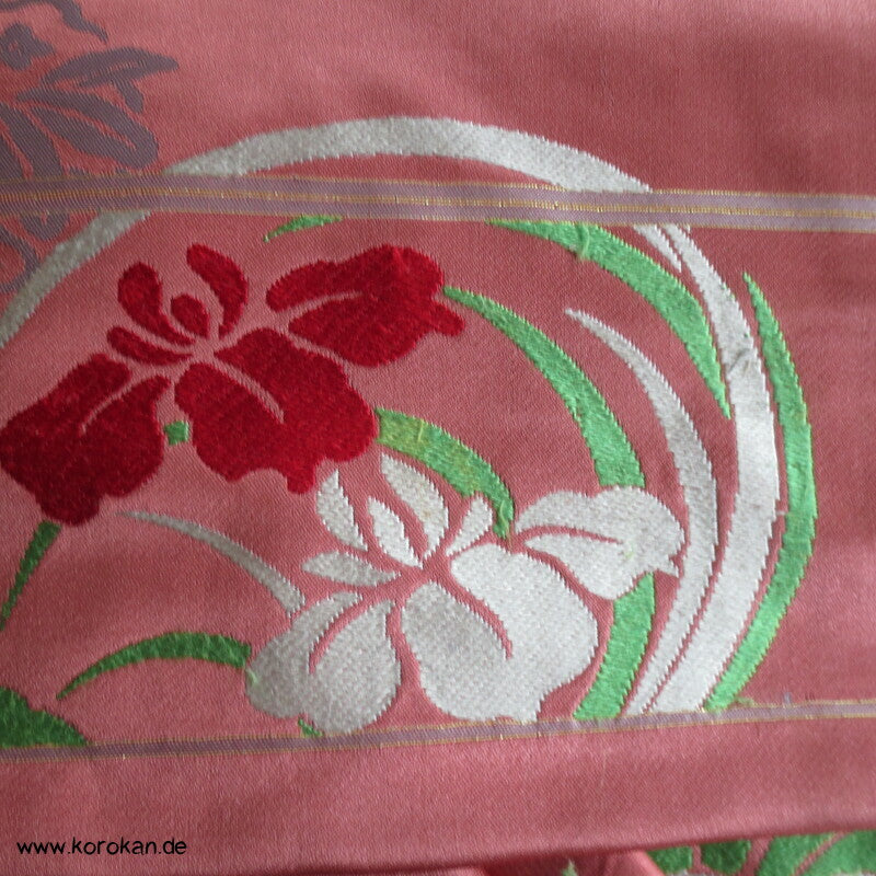 Rondelle mit Blumen, Iris, Kamelie, Bambus Nagoya Obi