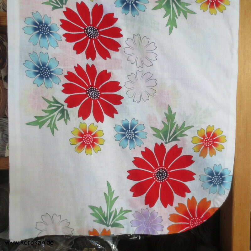 Yukata Kimono für Mädchen, bunte Blumen auf weiß