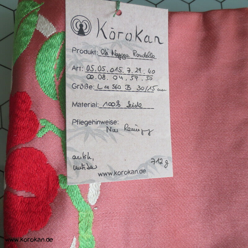 Rondelle mit Blumen, Iris, Kamelie, Bambus Nagoya Obi