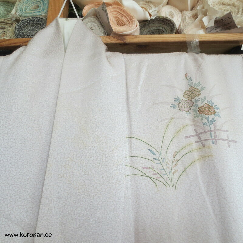 Blüten am Fluss - blassmauve Tsukesage Sogo Kimono