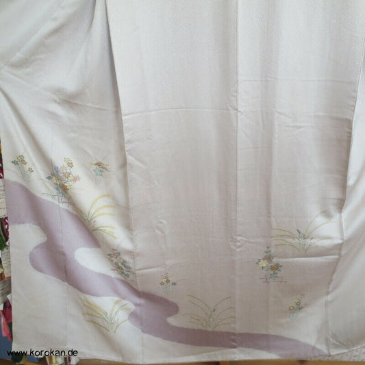 Blüten am Fluss - blassmauve Tsukesage Sogo Kimono