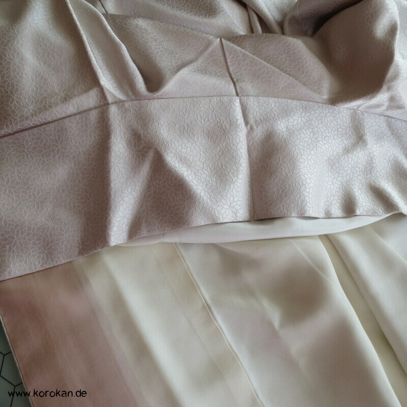 Blüten am Fluss - blassmauve Tsukesage Sogo Kimono