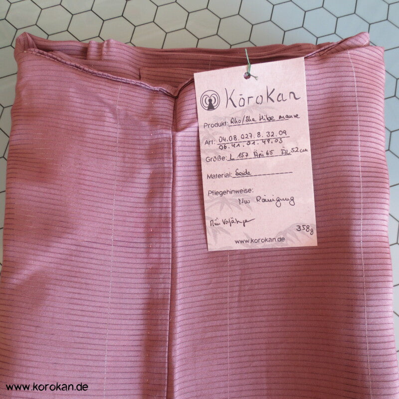 antiker Hitoe - Kimono aus weichem Rho mit feinen Silberstreifen