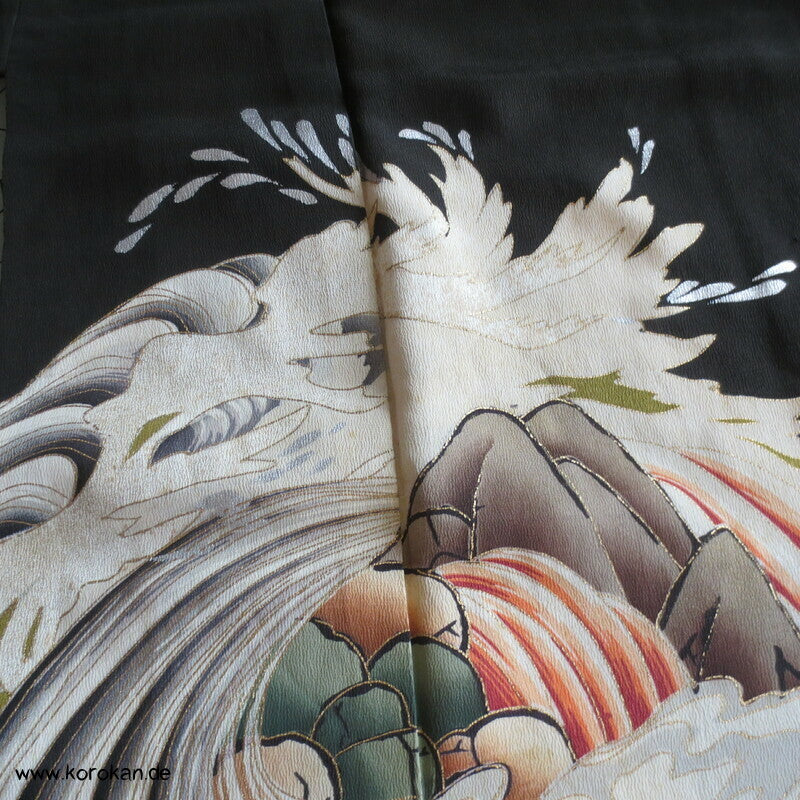 antiker japanischer Seidencrepe Uferwellen und Steine Tomesode Kimono