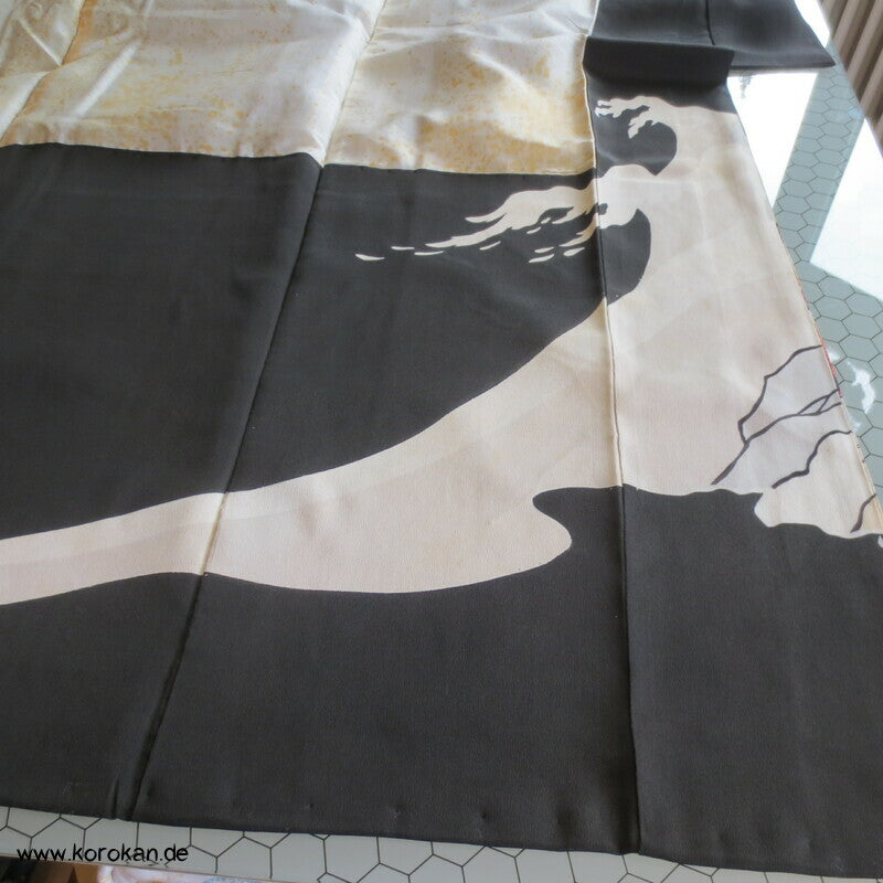 antiker japanischer Seidencrepe Uferwellen und Steine Tomesode Kimono