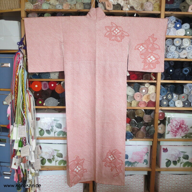 Full Shibori Shippo Motive Tsukesage Kimono