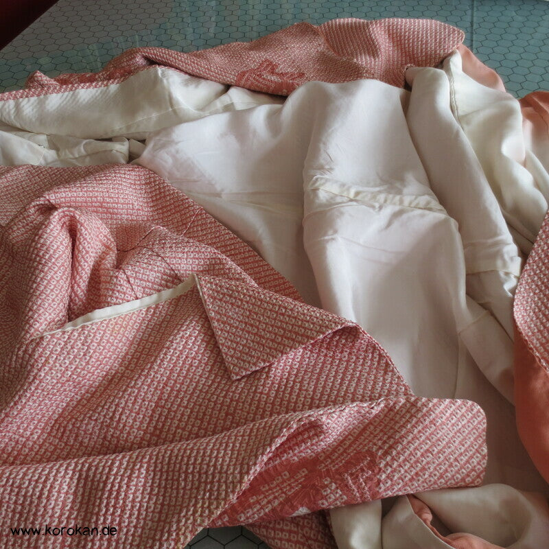 Full Shibori Shippo Motive Tsukesage Kimono