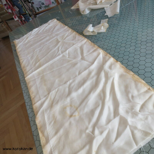 Araihari Kimono Honan Seiden Futter, hell, dunkle Kanten