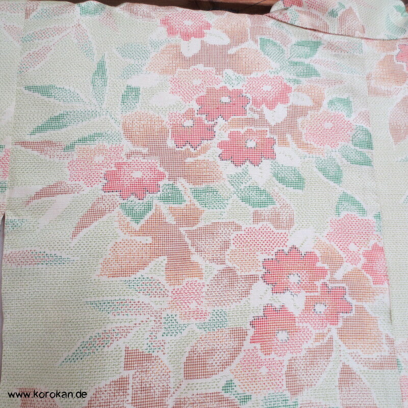 Blüten und Blätter Kasuri Tsumugi Kimono