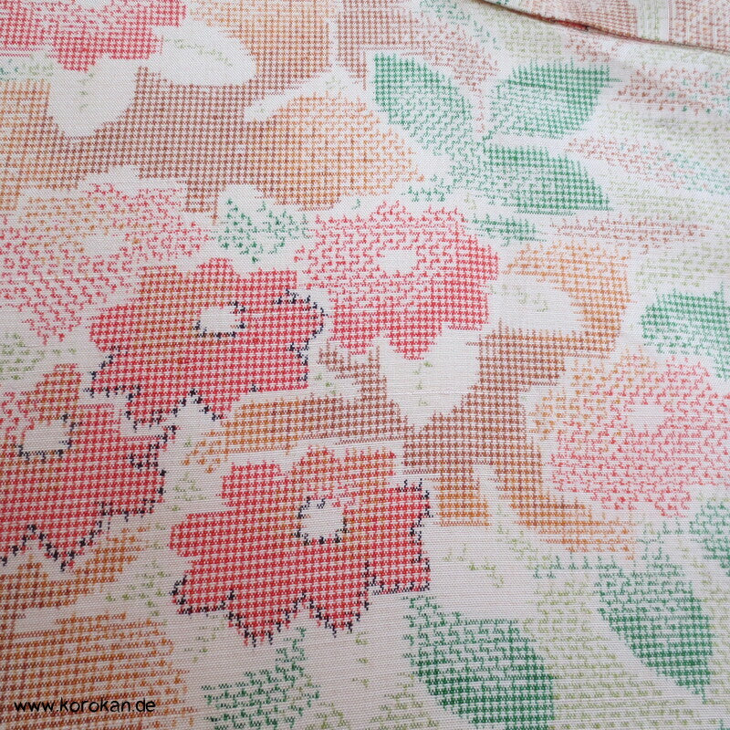 Blüten und Blätter Kasuri Tsumugi Kimono