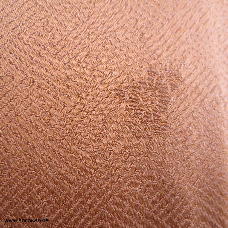 grauer Fluss mit Shibori und Stickerei Homongi Seiden Kimono