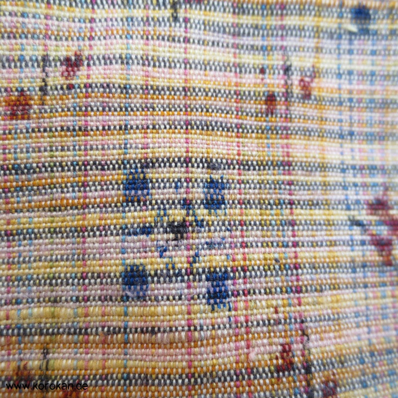 buntes Kleinkaro Kasuri Tsumugi Seiden Kimono, Japan