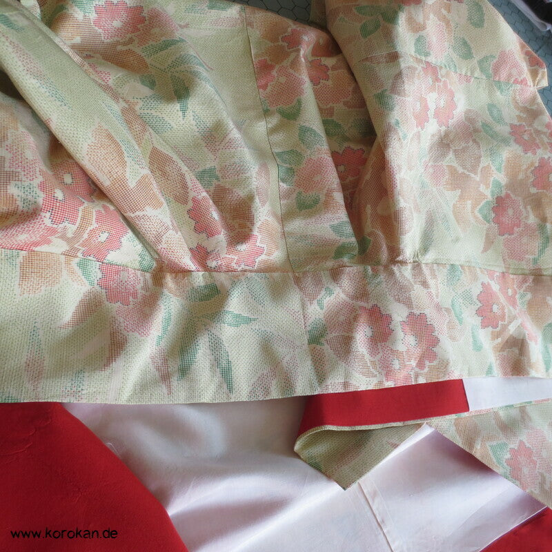 Blüten und Blätter Kasuri Tsumugi Kimono