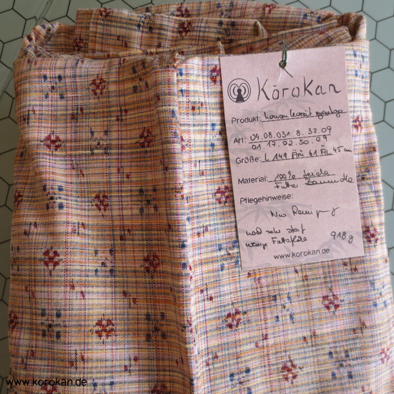 buntes Kleinkaro Kasuri Tsumugi Seiden Kimono, Japan