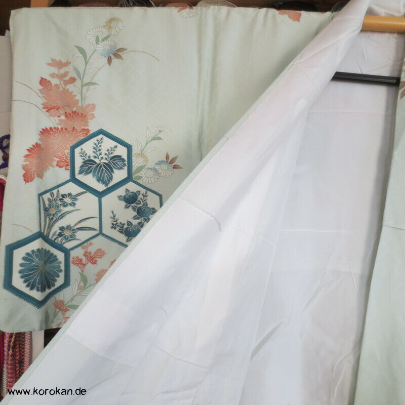 Kikko mit unterschiedlichen Motiven Homongi Kimono