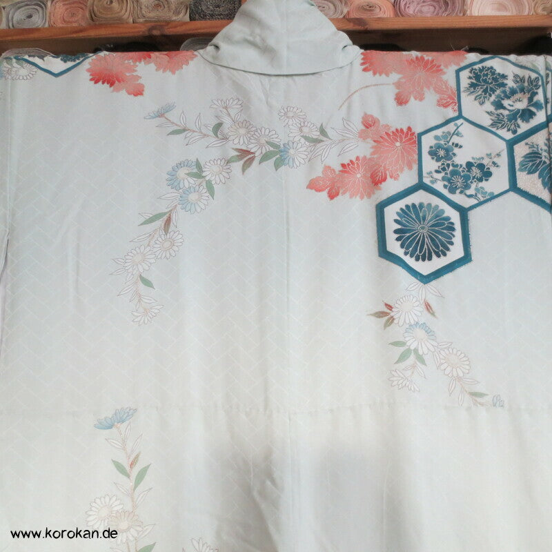 Kikko mit unterschiedlichen Motiven Homongi Kimono