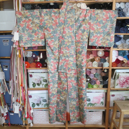 Japan Blumenmuster Kasuri Tsumugi Seiden Kimono