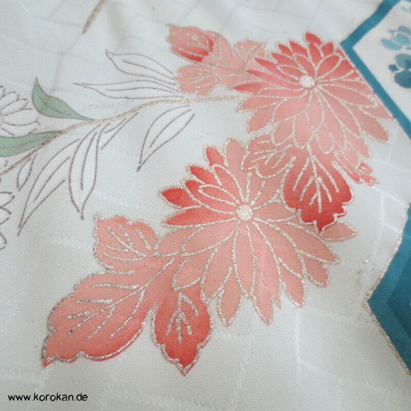 Kikko mit unterschiedlichen Motiven Homongi Kimono