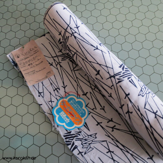 Piniennadeln und Origami Kraniche Yukata Baumwoll Stoffrest