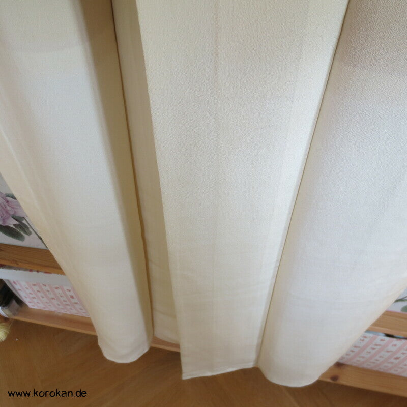 Nakagi Zwischenlagen Kimono, uni natur Seidencrepe