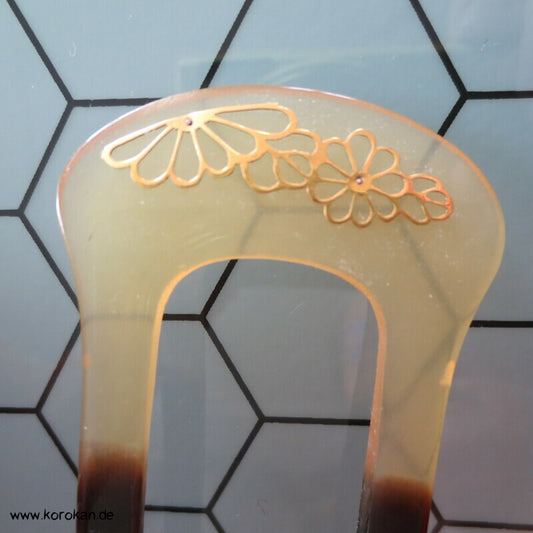 antike japanische Hornhaarnadel mit Kinmakie Chrysanthemen