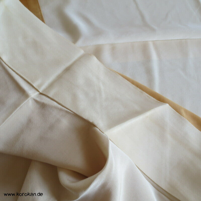 Nakagi Zwischenlagen Kimono, uni natur Seidencrepe