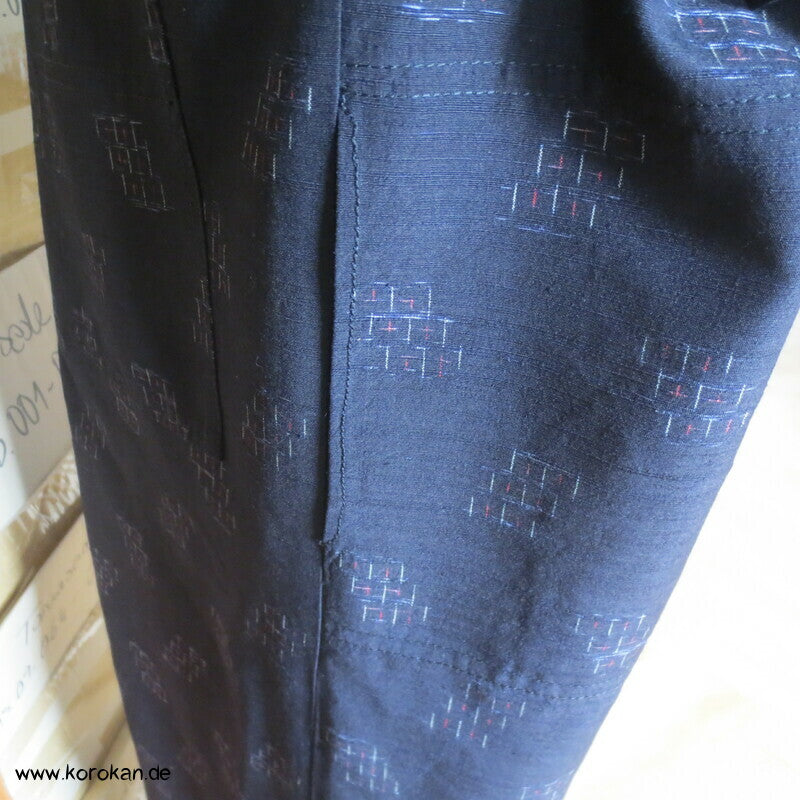 Latzhose aus Tsumugi Seide, Upcycling, Zero Waste