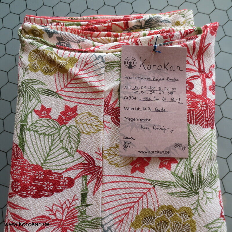 Bingata Druck mit Bambus, Wolken, Päonien Seidencrepe Komon Kimono