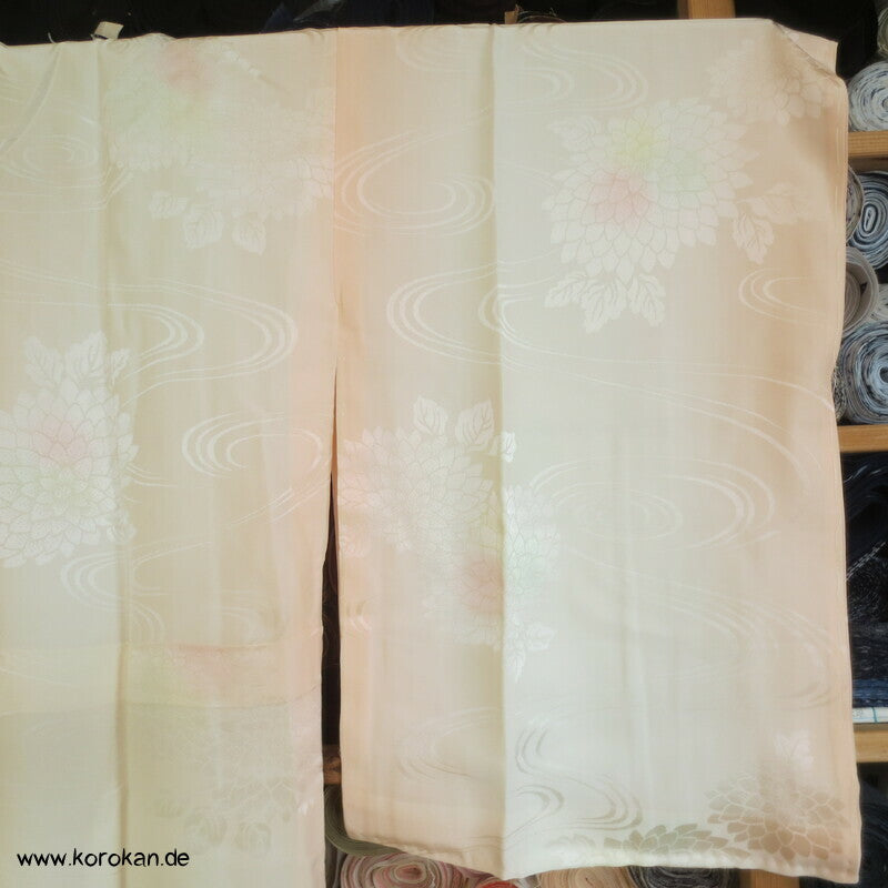 Chrysanthemen Seide, Juban Unterkimono