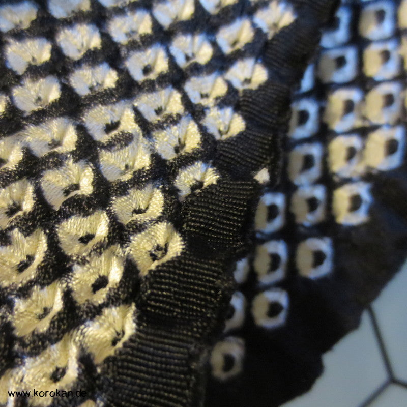 Full Shibori schwarz weiße Kimono Seide Stoffrolle