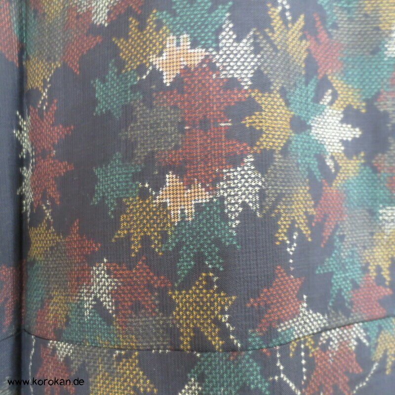 bunte Ahornblätter Kasuri Tsumugi Seiden Kimono