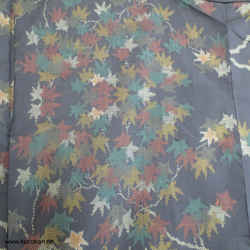 bunte Ahornblätter Kasuri Tsumugi Seiden Kimono