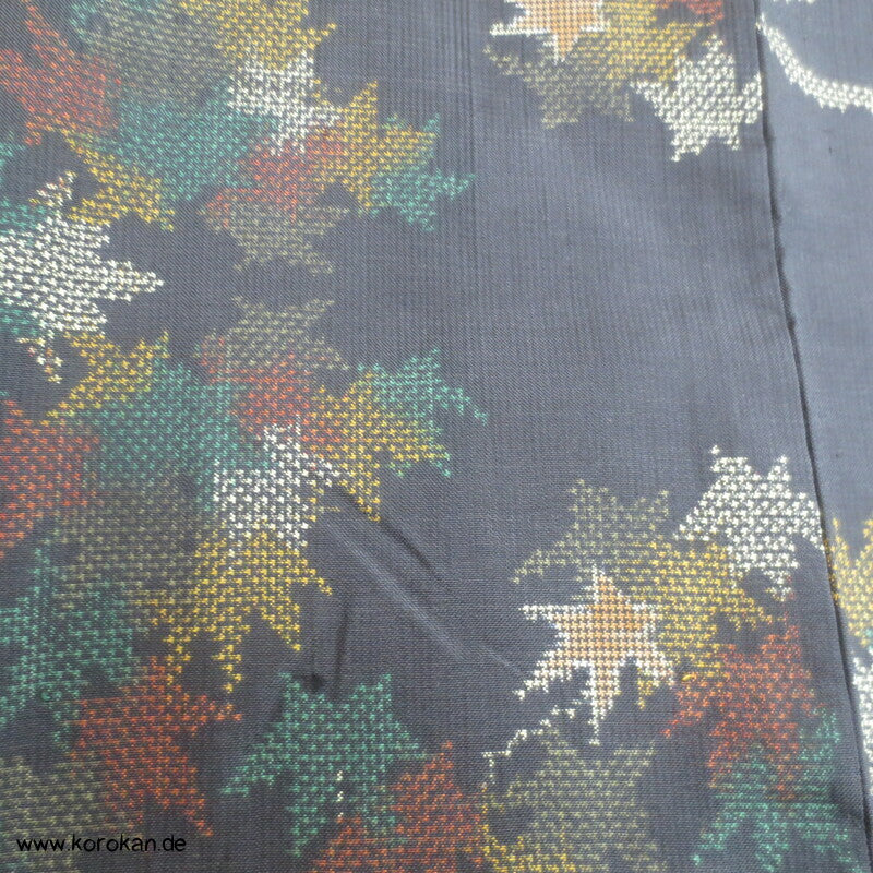 bunte Ahornblätter Kasuri Tsumugi Seiden Kimono