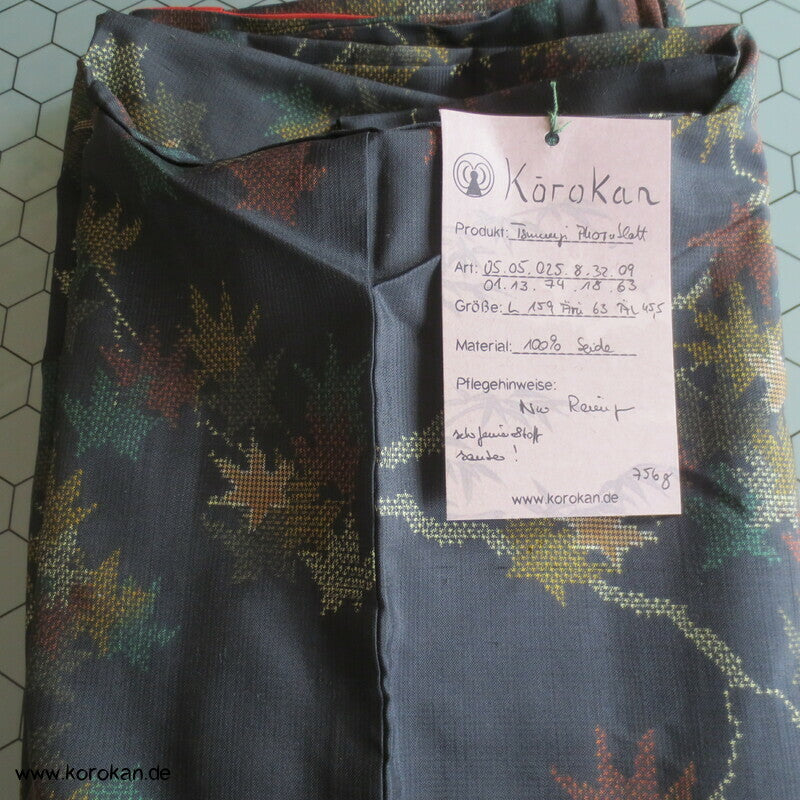 bunte Ahornblätter Kasuri Tsumugi Seiden Kimono
