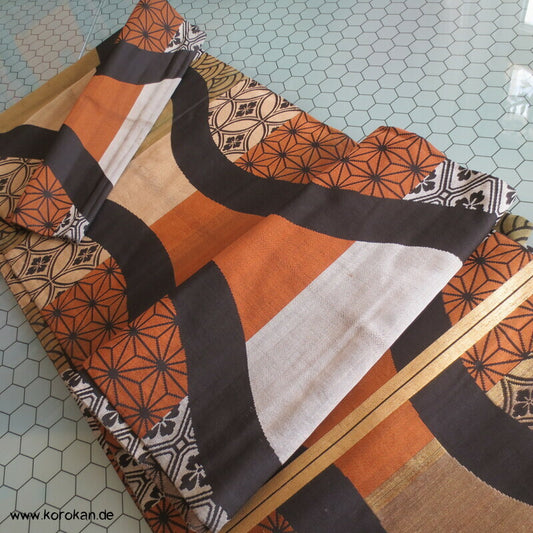 Tatewaku mit Shippo Maru Obi