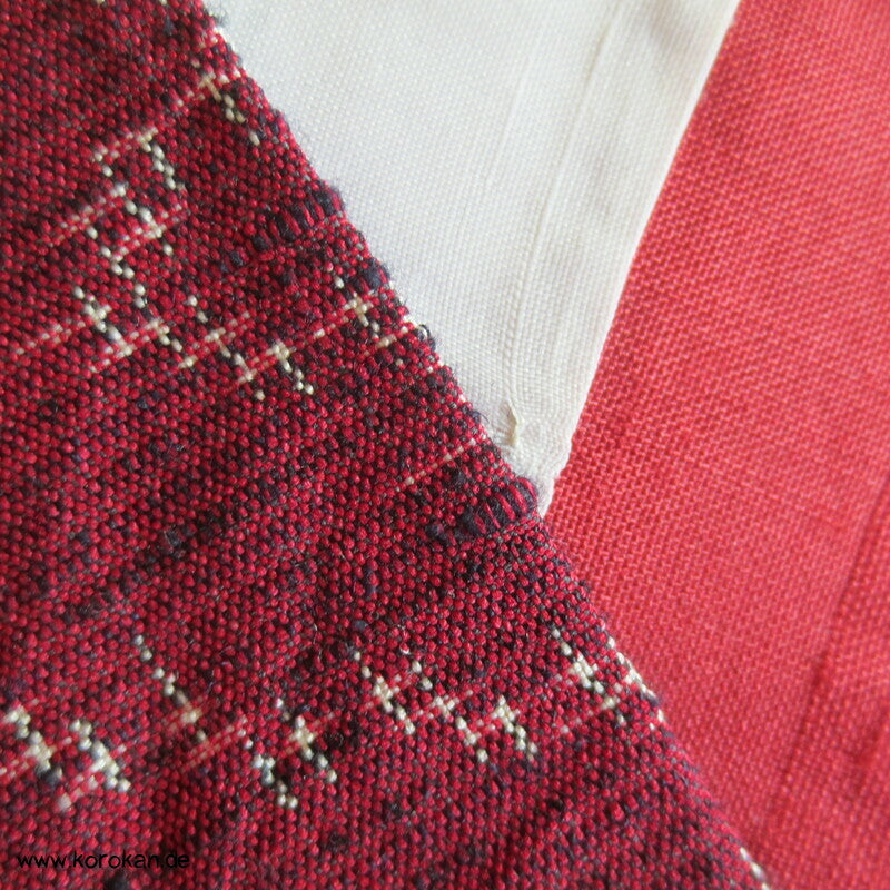 weinrote Kasuri Ahornblätter Tsumugi Kimono