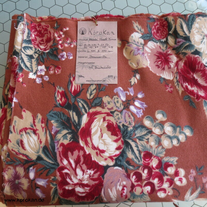 Päonien und Blumen Winter Nemaki Kimono Baumwollflanell