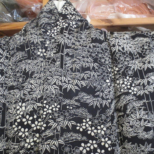Bambusmuster auf schwarz Seidencrepe Hitoe Komon Kimono
