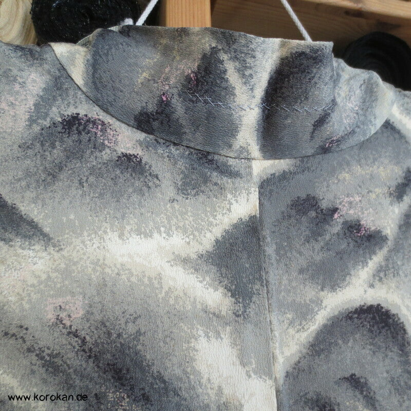 Wolkenwellen Seidencrepe Haori