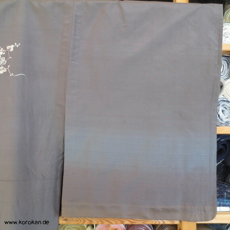 gewebtes Bokashi, gestickte Zweige Hitoe Tsukesage Seiden Kimono