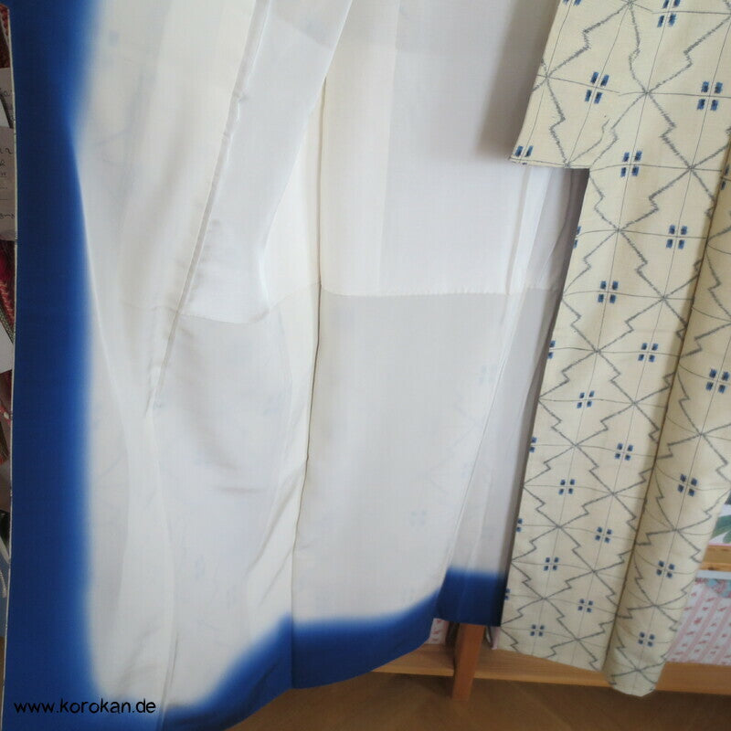 Matzukawabishi Zackenmuster Kasuri Tsumugi Kimono