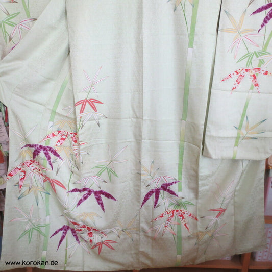 Künstler Furisode, unterschiedlichste Bambusblätter