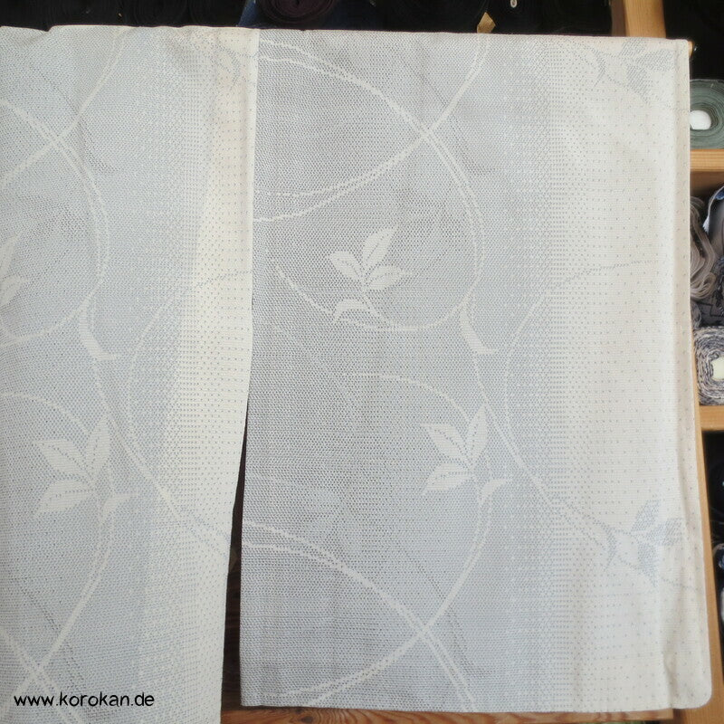 japanischer Kasuri Arabesken in Crepe Georgette Tsumugi Seiden Hitoe Kimono