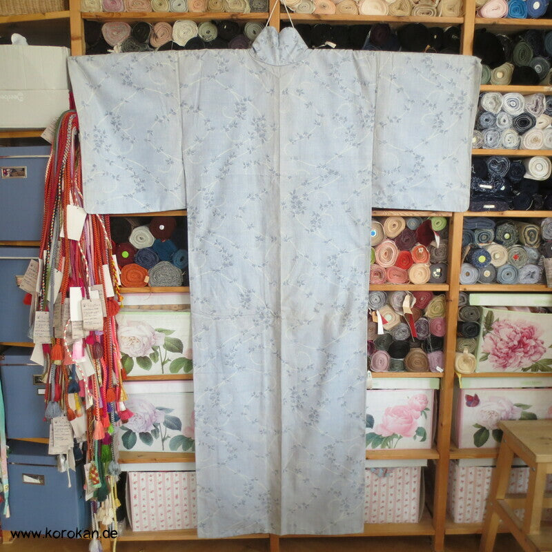 blasshellblau Arabesken Kasuri Tsumugi Kimono