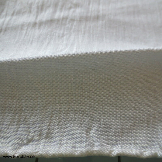 Seidentuch leicht streifig kreppig, blasshellblaugrau