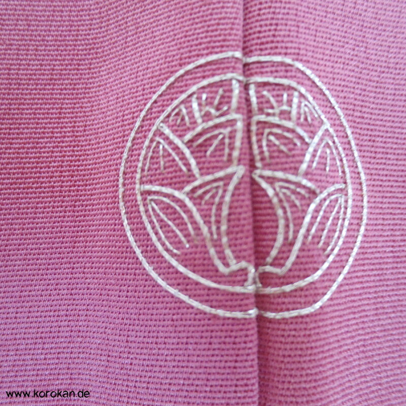 gewebte Kamelien Iromuji - einfarbiger - Kimono