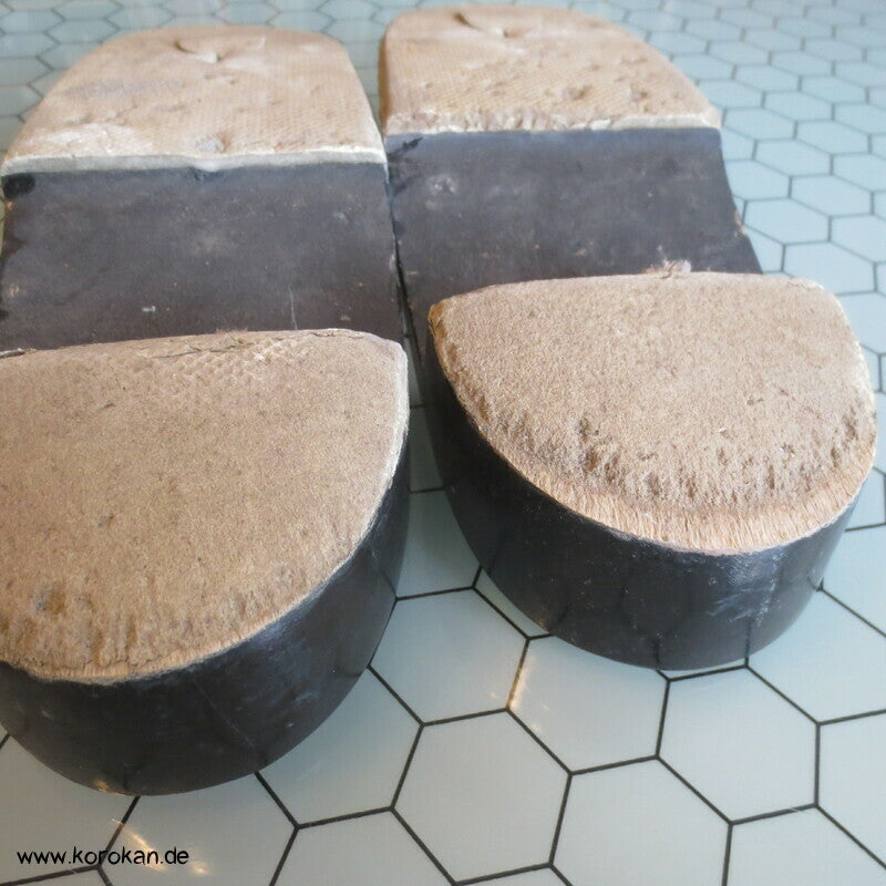 Vintage Geta Zehenstegsandalen - leichtes lackiertes Holz, Stoffriemen