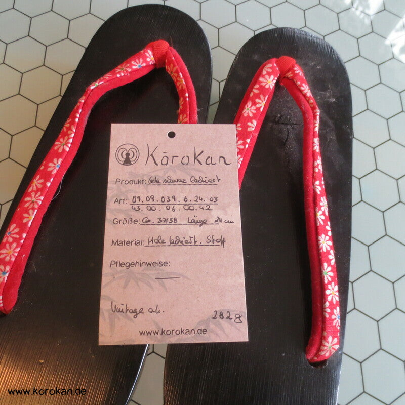 Vintage Geta Zehenstegsandalen - leichtes lackiertes Holz, Stoffriemen