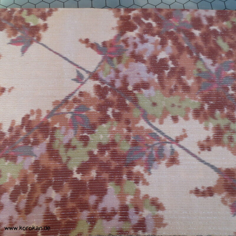 Herbstblätterzweige Seide / Rayon / Lurexstreifen Kimono Krepp